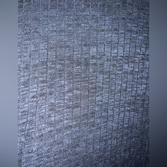 🎸 Rock & Republic Ribbed Top - Picture 5 of 7